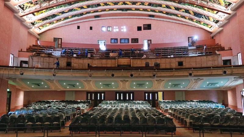 Manila Metropolitan Theater